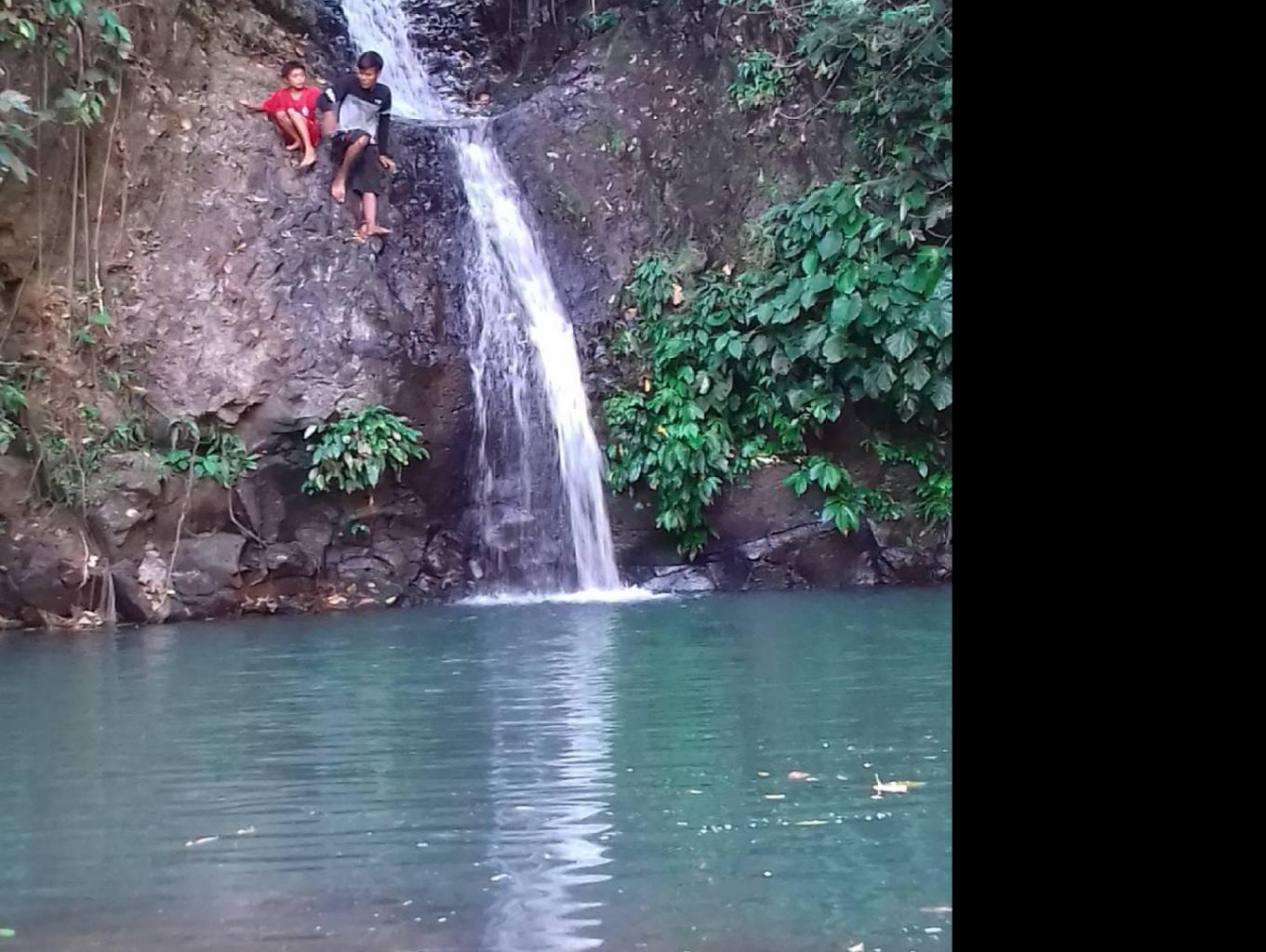 Air Terjun Tiga Susun