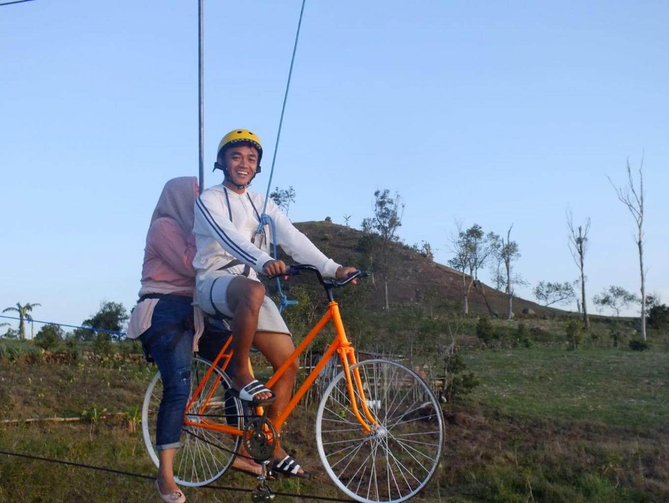 Sepeda Gantung