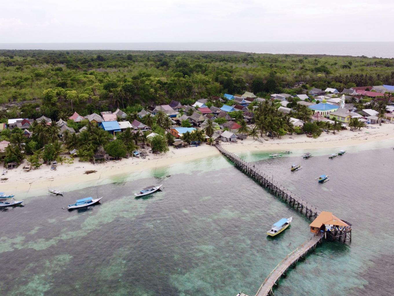Pulau Liukang Loe