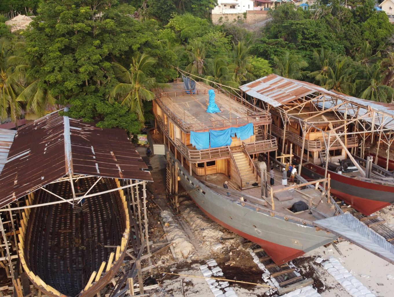 Pembuatan Perahu Pinisi
