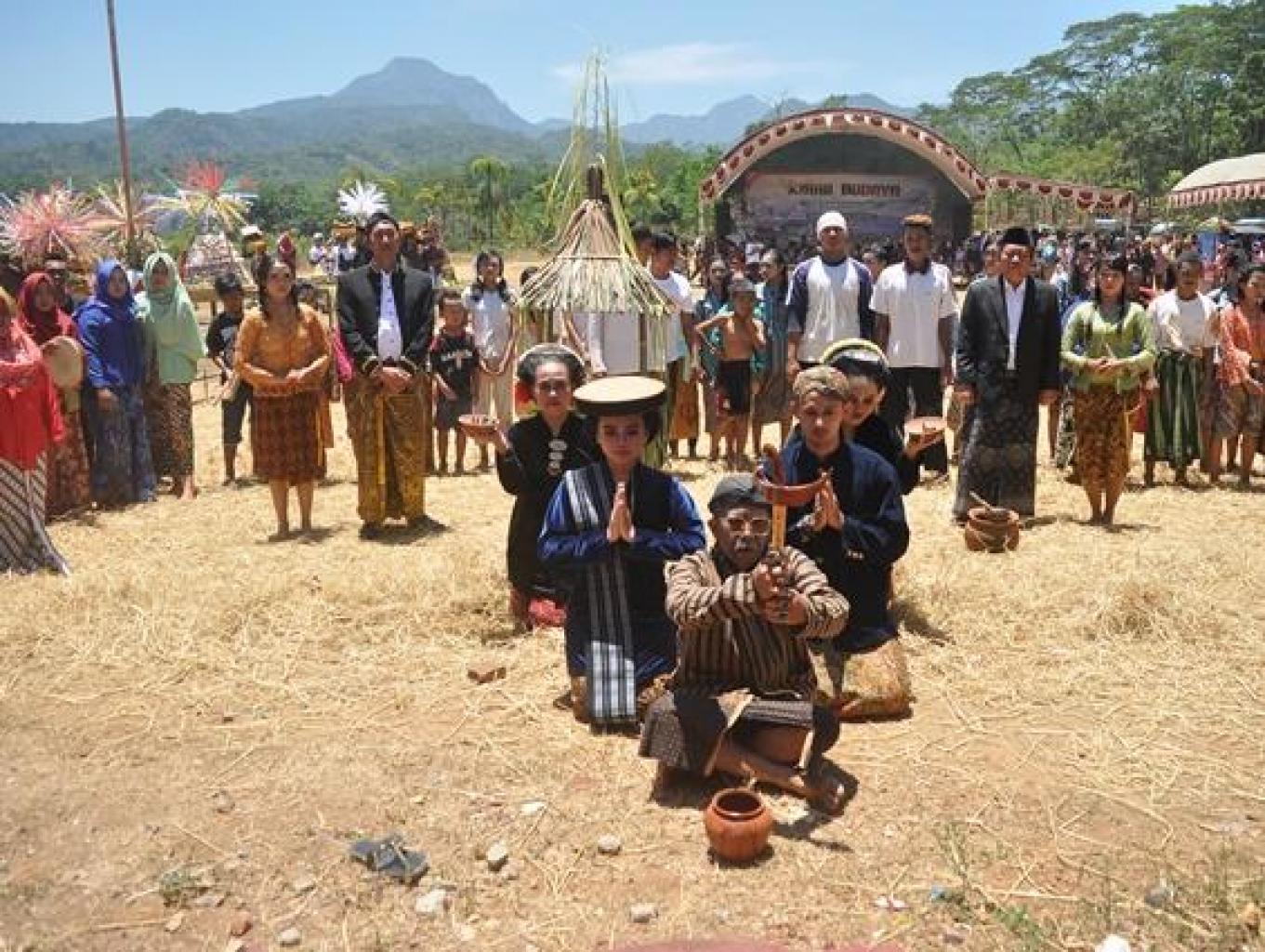Menawan