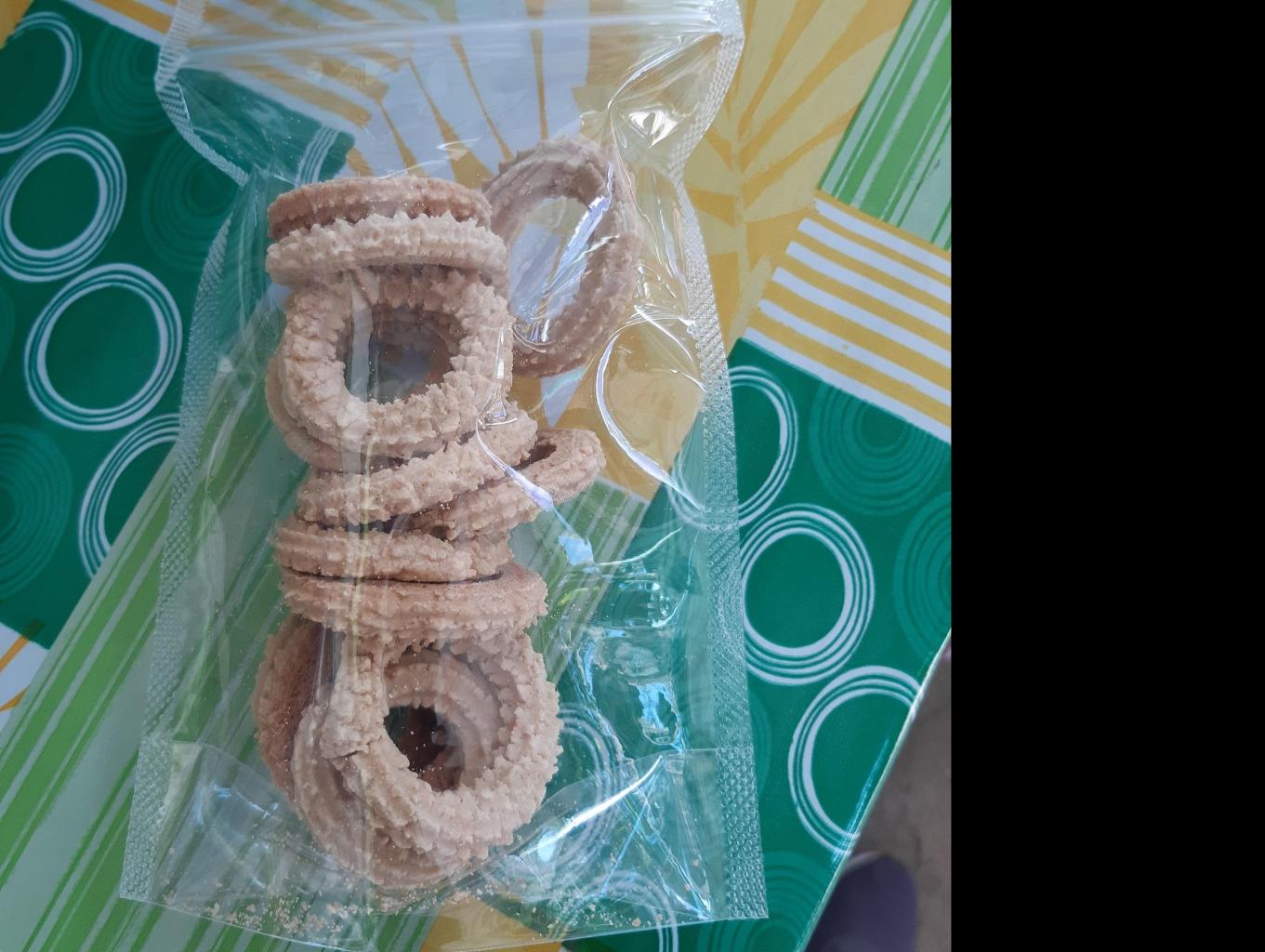 Kue Gelang