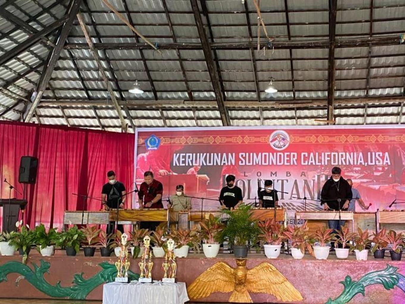 Lomba Kolintang