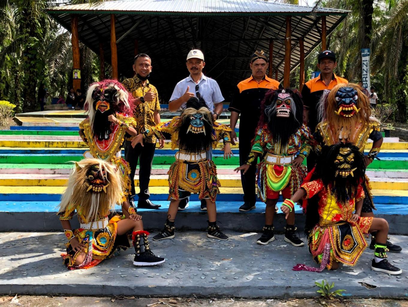 Pentas Seni Reog