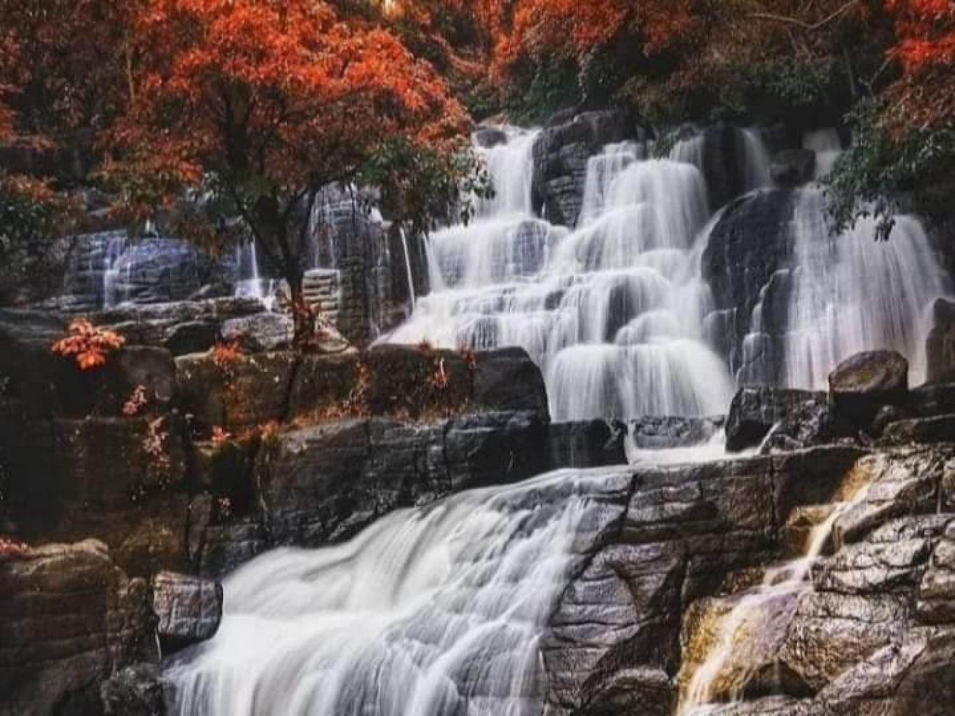 Air Terjun Batu Manrusu 