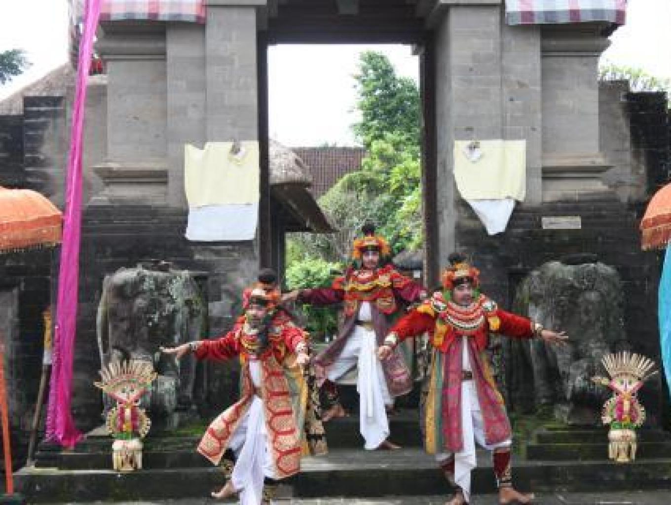 Tari Gambuh