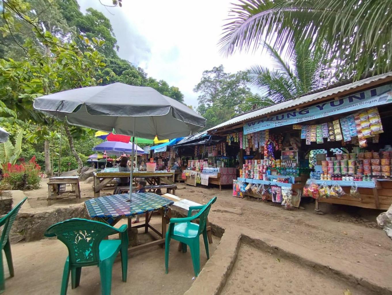 food court