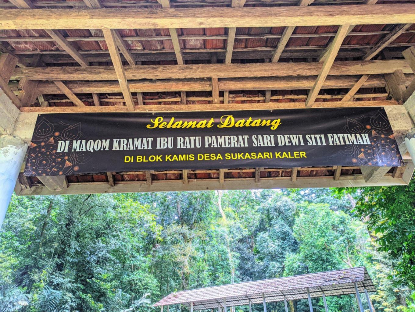 Wisata Religi Maqom Kramat Ibu Ratu Pamerat Sari Dewi Siti Fatimah
