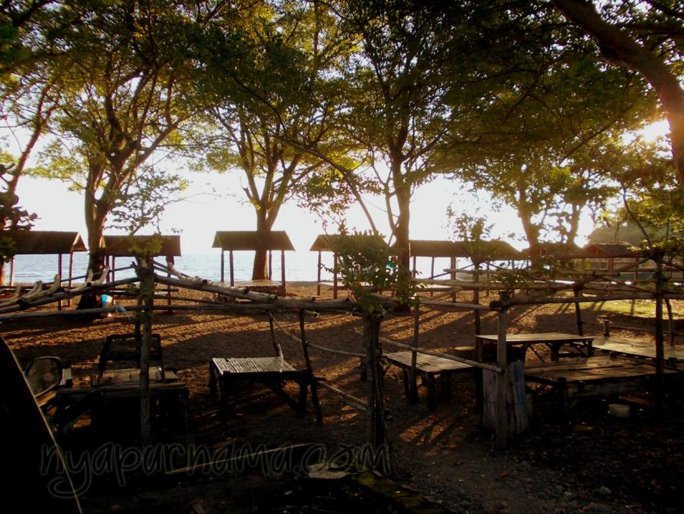 Wisata Pantai Lumpue