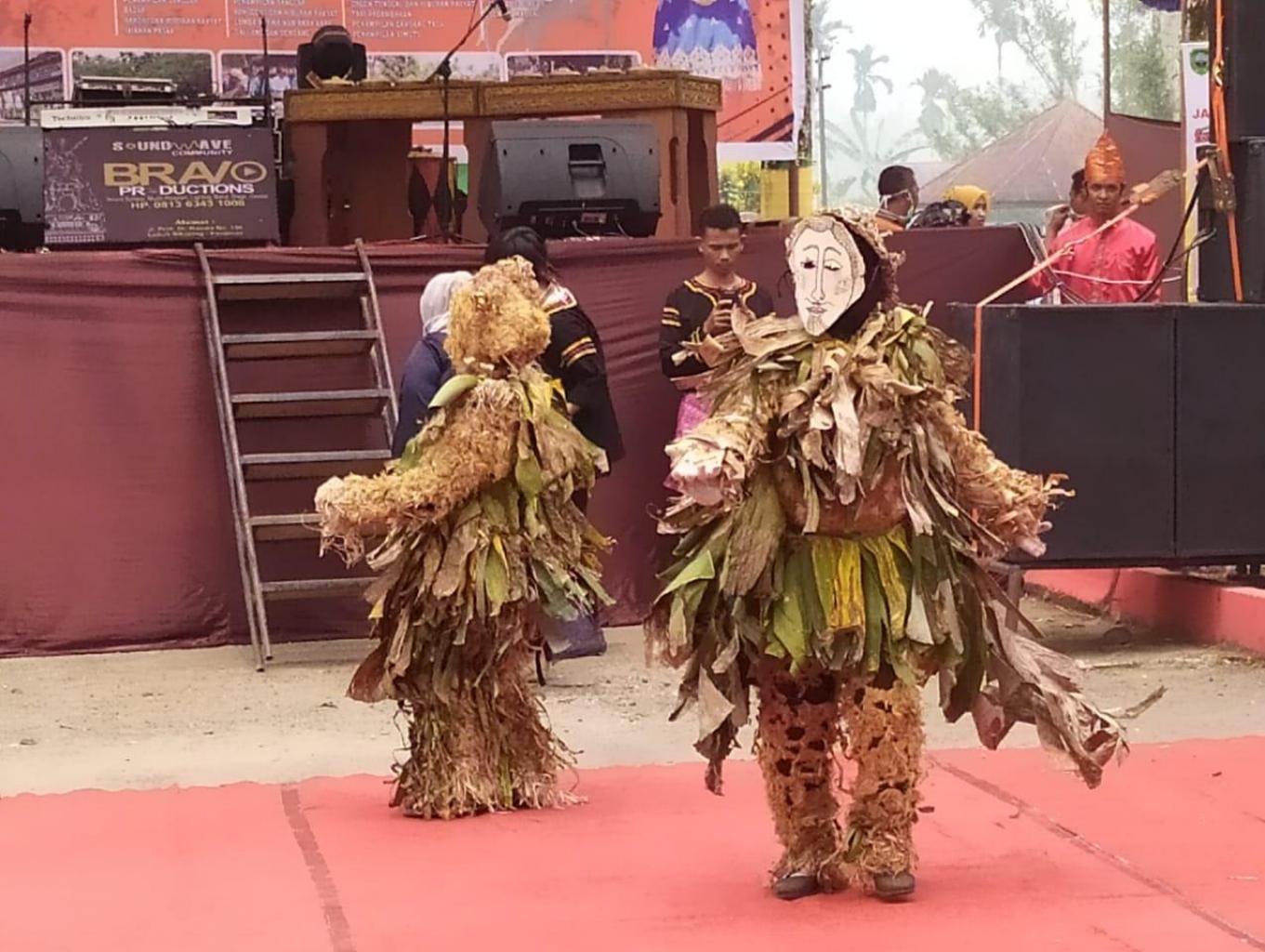 Tarian Simuntu