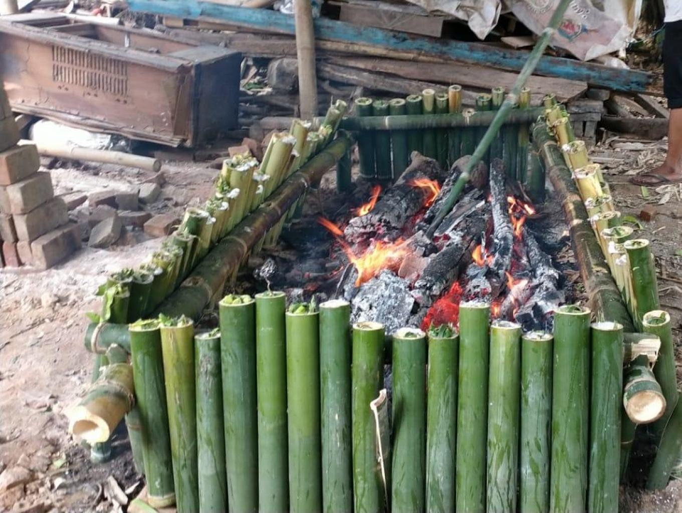 Proses Pembakaran Kuliner Kaddo Bulo