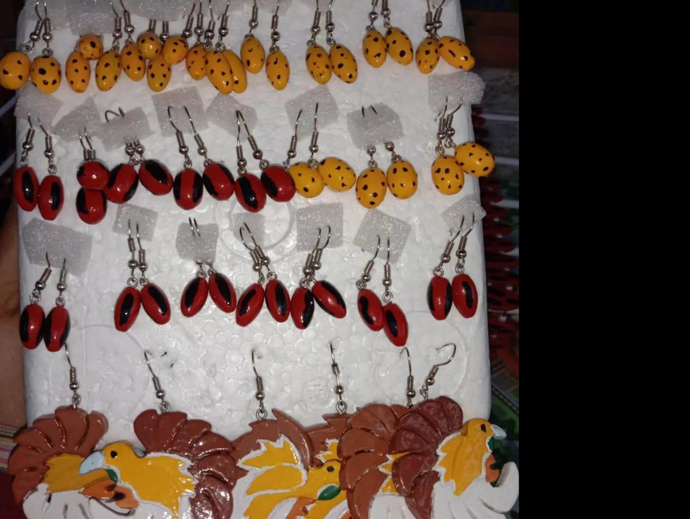 Aneka Gantungan Kunci
