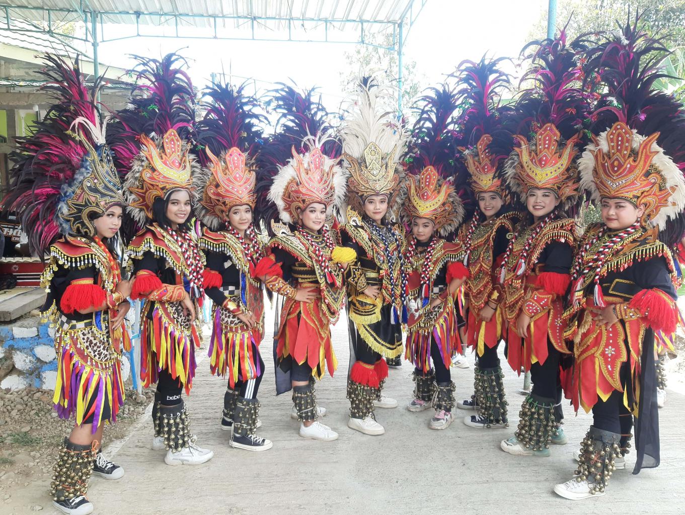 Seni Tari Topeng Ireng