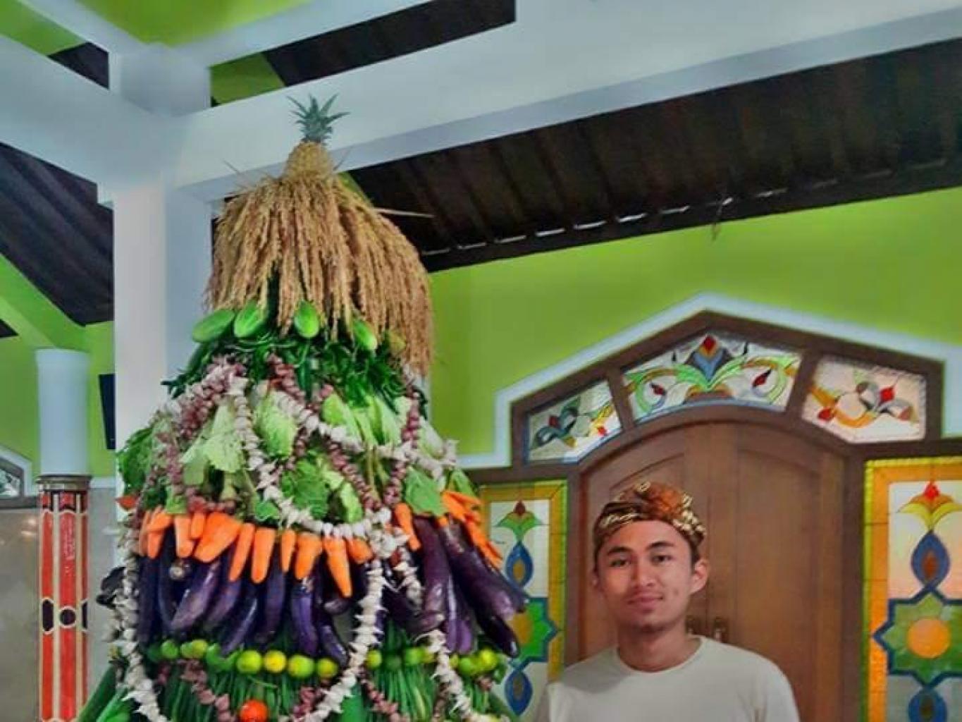 Gunungan