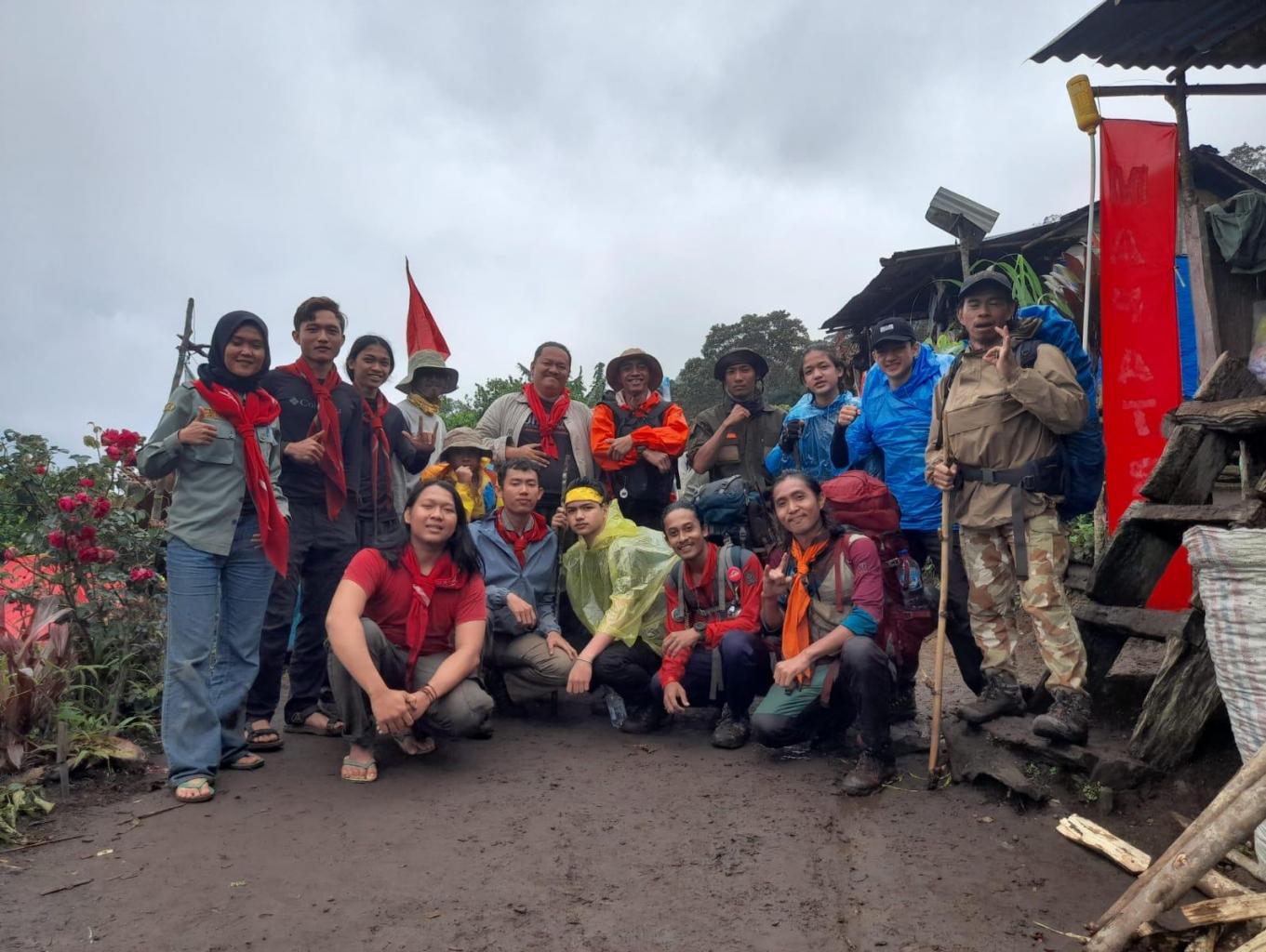 Pendakian Gunung Merapi Dempo