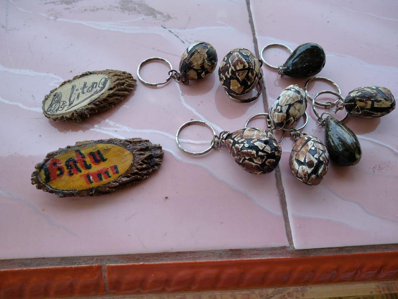 Gantungan Kunci