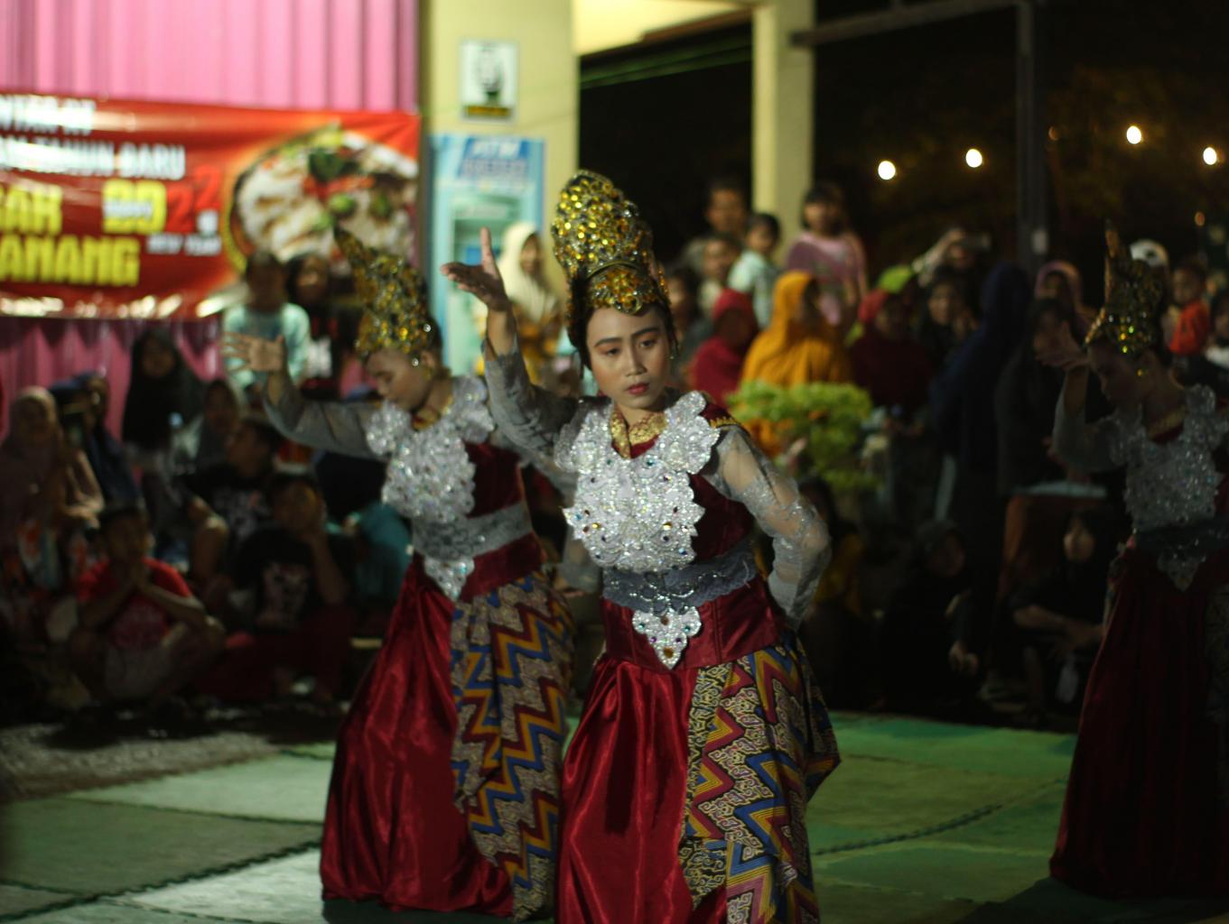 Paguron Seni Ciungwanara