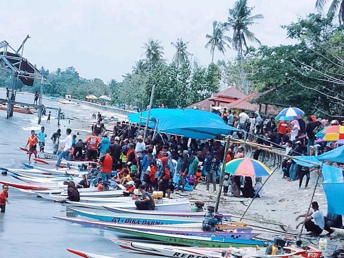 Bala-Bala (Balap Perahu Mini)