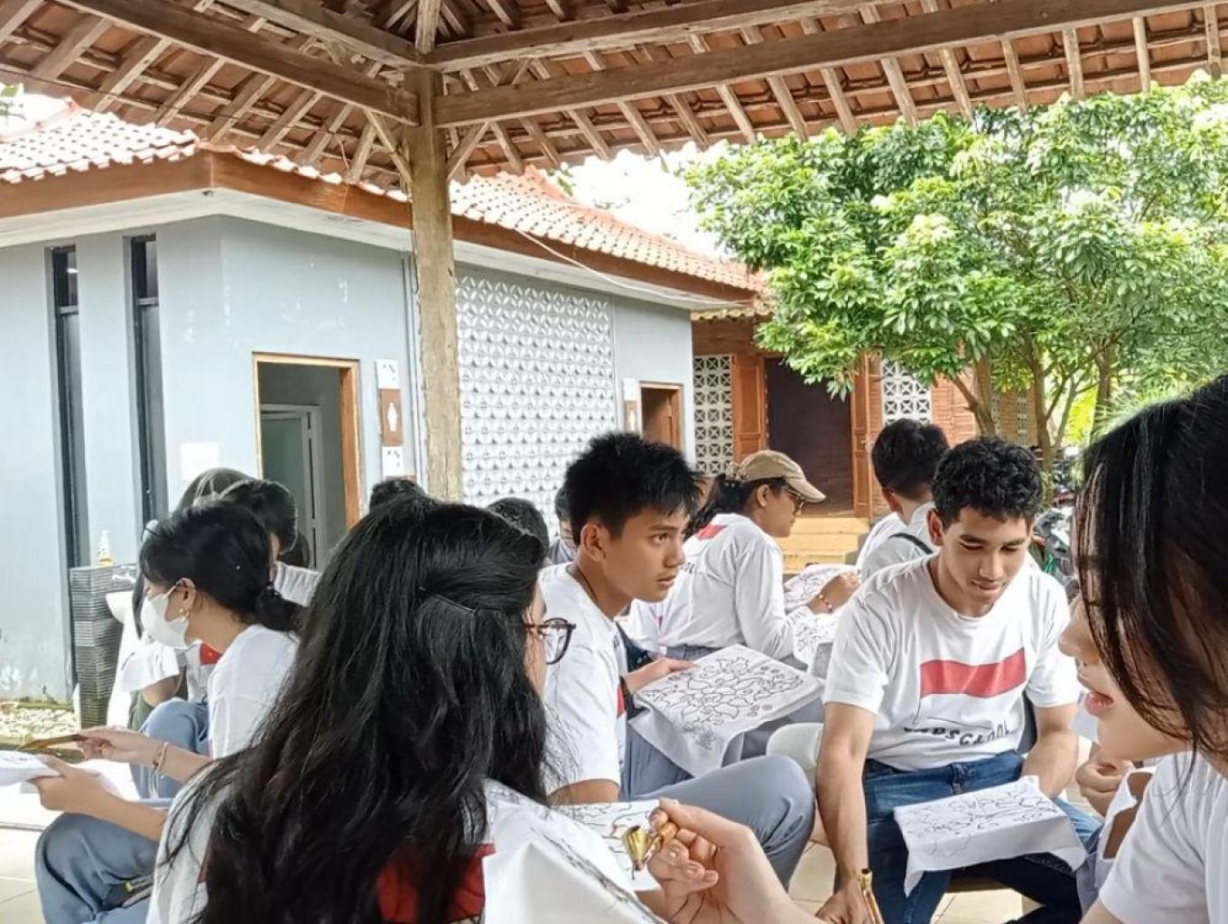 Kunjungan Wisata Belajar Batik Tulis