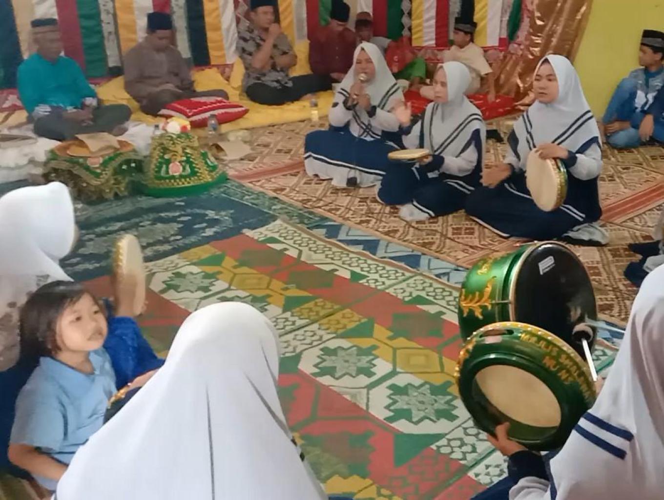 Nasyid Mt Uwj