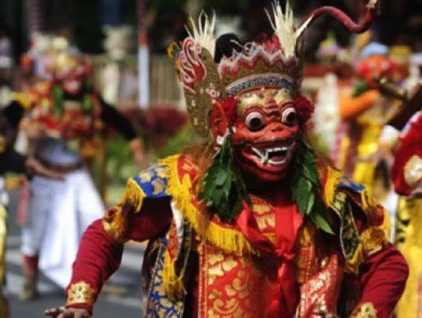 Wisata Buatan Pertunjukan Barong Nong - Nong Kling