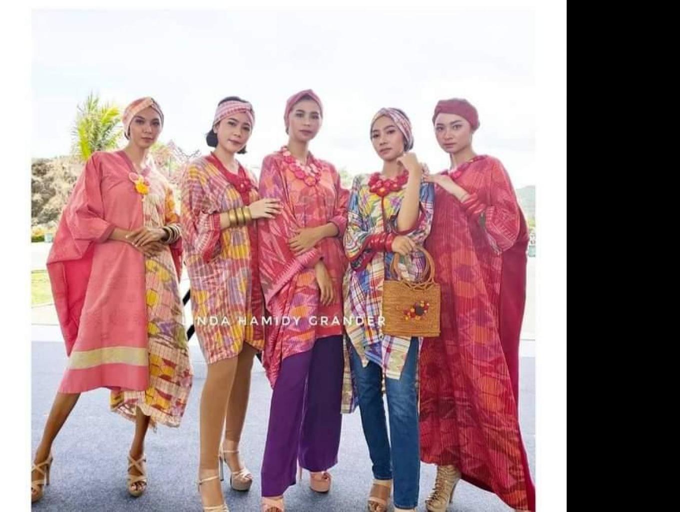 Pameran Kain Tenun Khas Desa Pulau Maringkik
