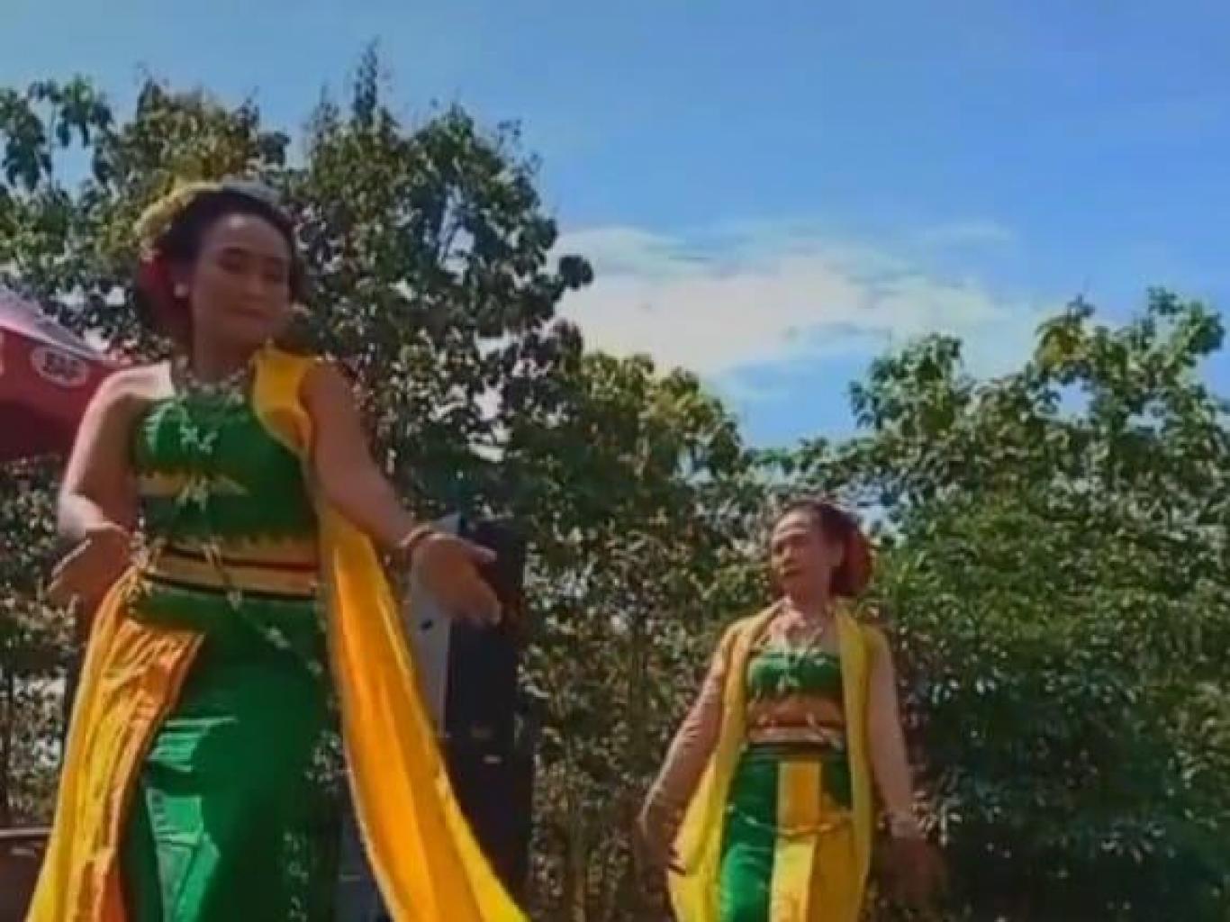 Tari-tari