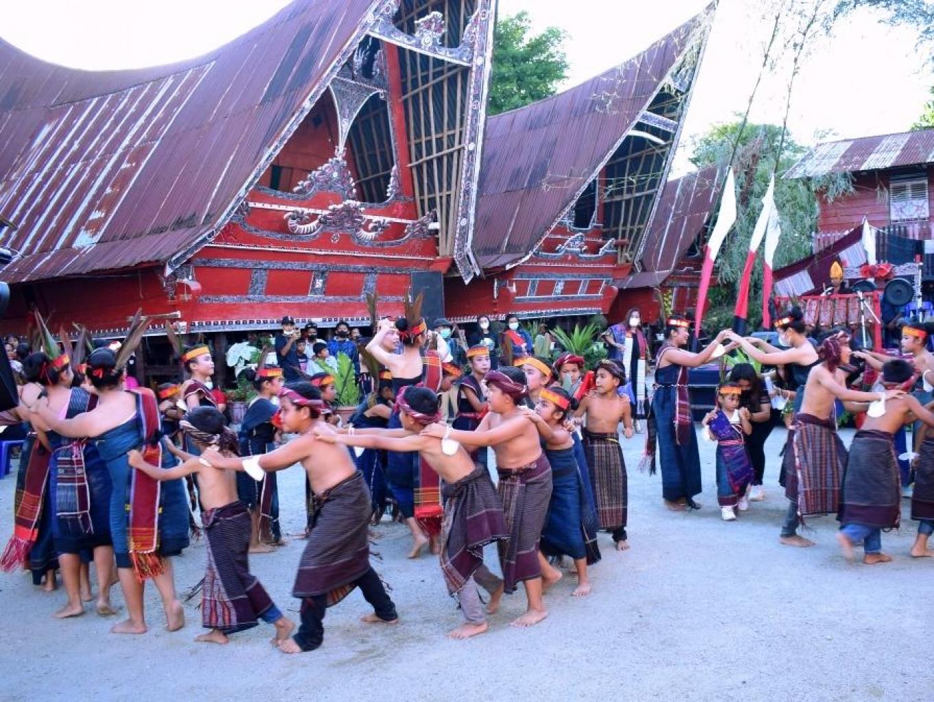 Sanggar Seni Budaya Marsinondang