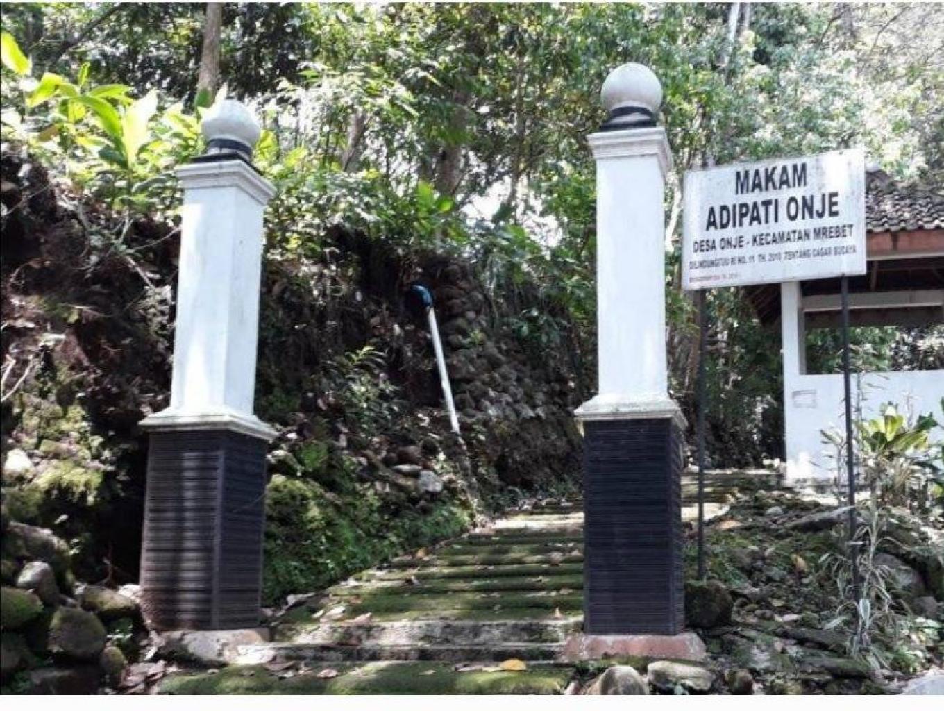 Makam Adipati Onje