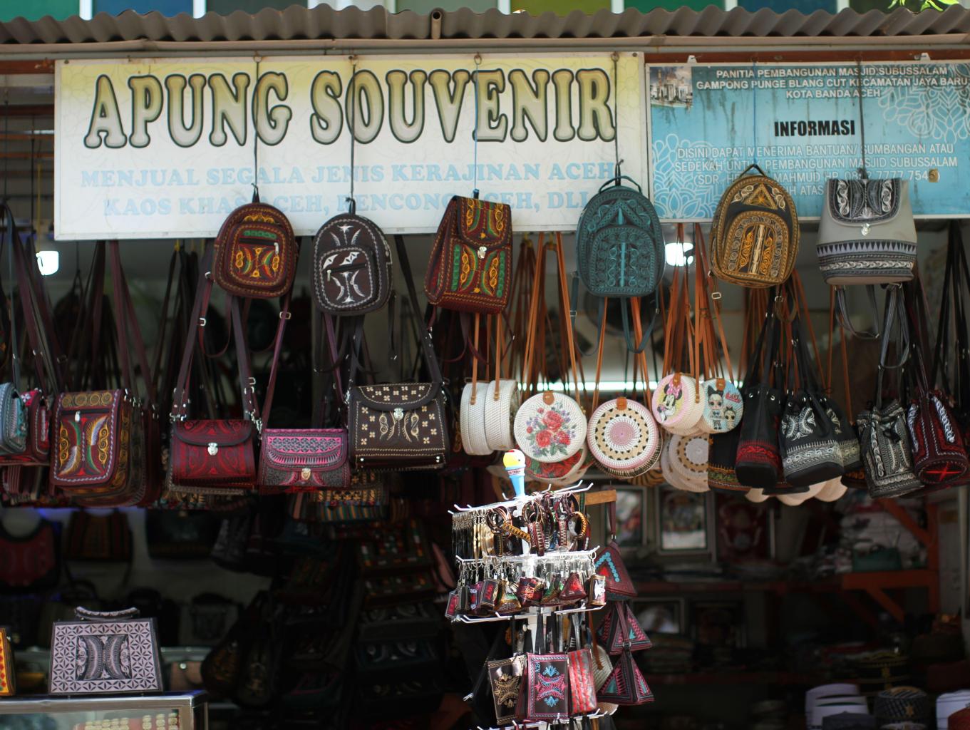 Toko Souvenir