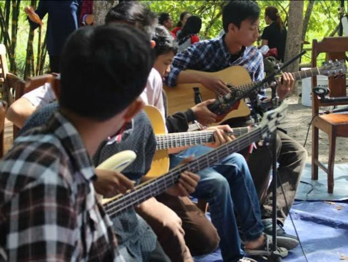 Live Musik Akustik