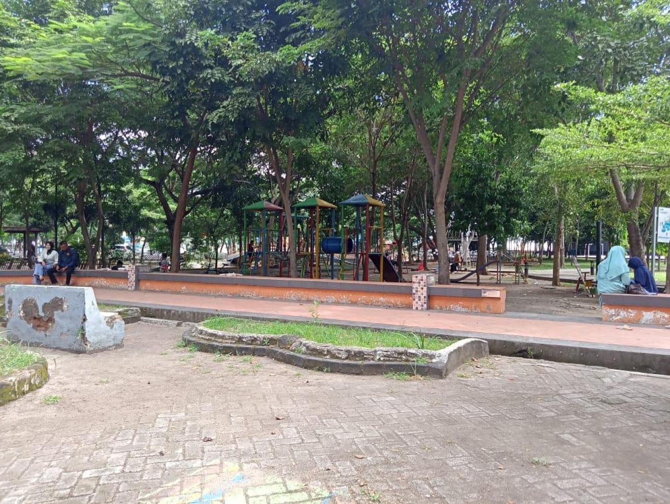 Taman Bermain Anak Pantai Seruni