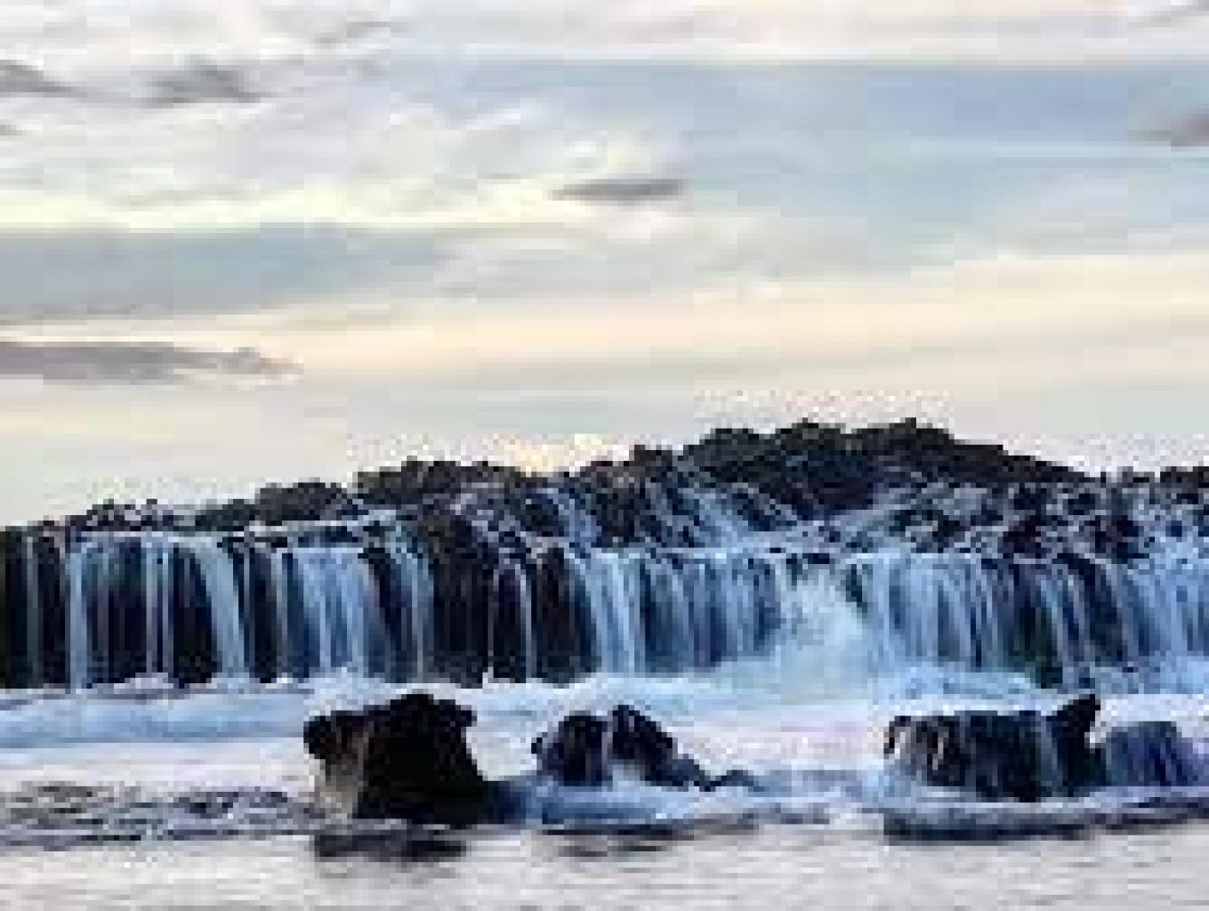 Pantai Karang Beureum