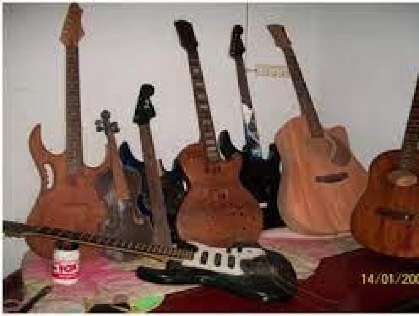 Gitar Sawarna
