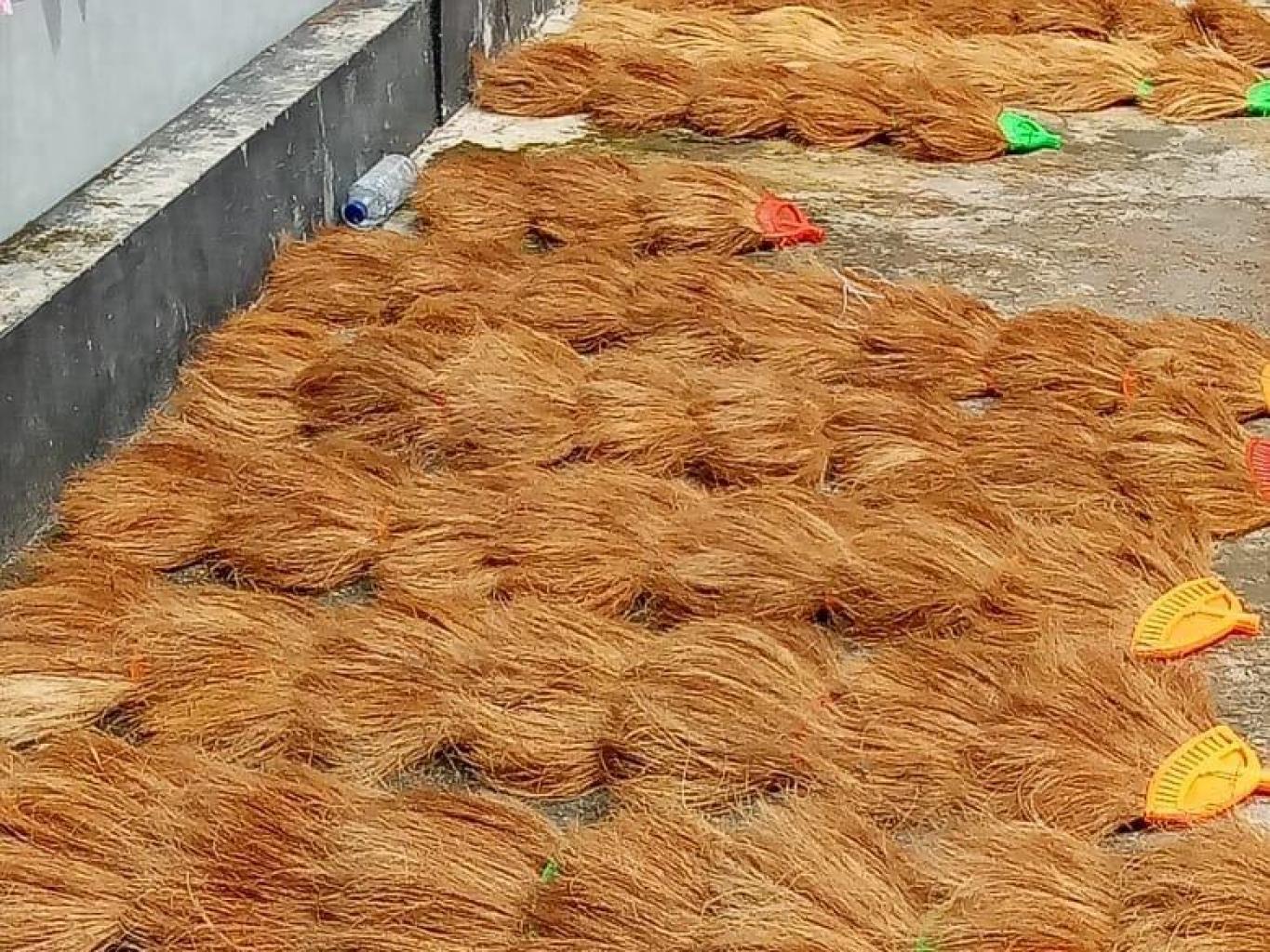 Edukasi Kerajinan Sabut Kelapa