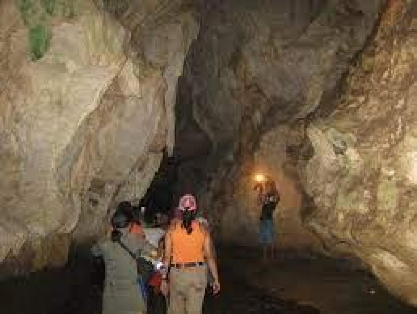 Susur Goa Lalay  Sawarna