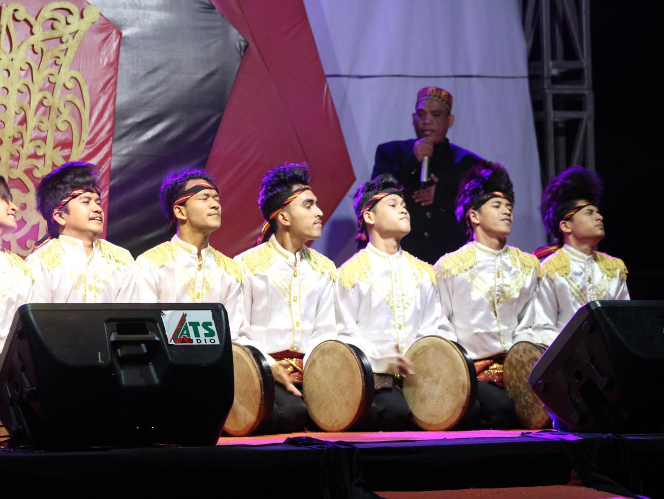 Tarian Adat Aceh