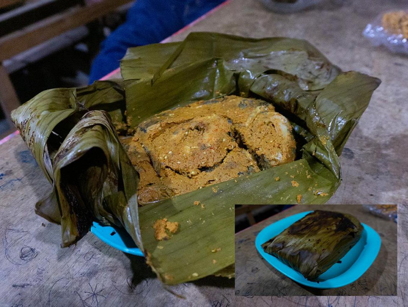 Atun ikan (pepes ikan Minangkabau)