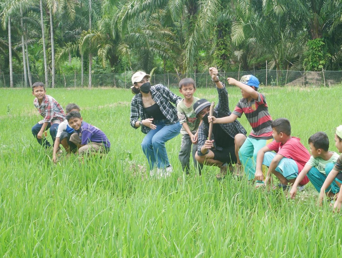 Memancing Belut Sawah