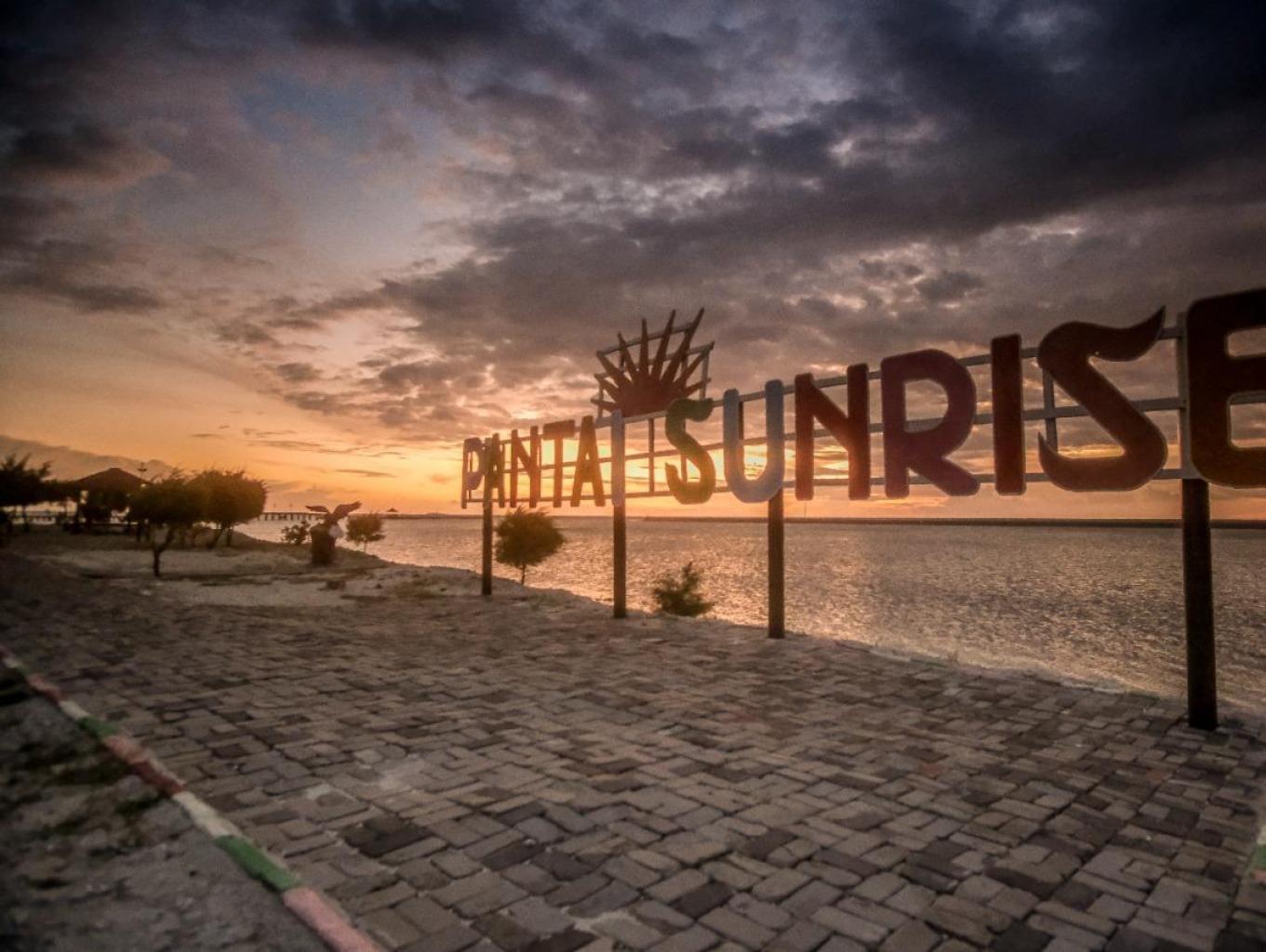 Pantai Sunrise