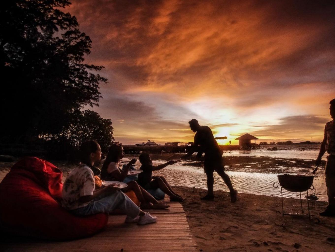 Sunset Pantai Sunrise
