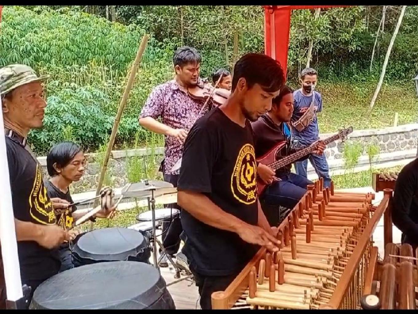Sunda Wangi Percussion