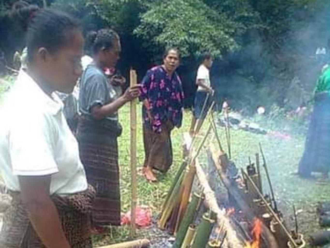 Nasi Bambu