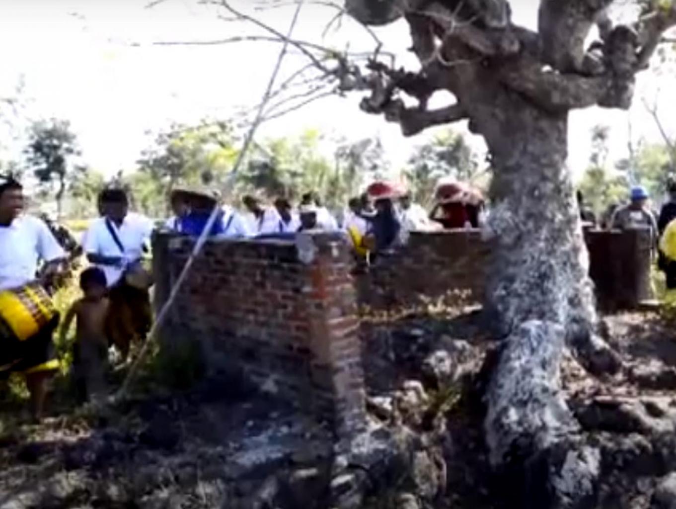 Ritual Batu Mame