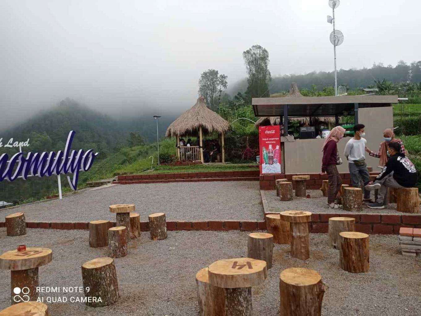 Cafe Di Wonomulyo Highland