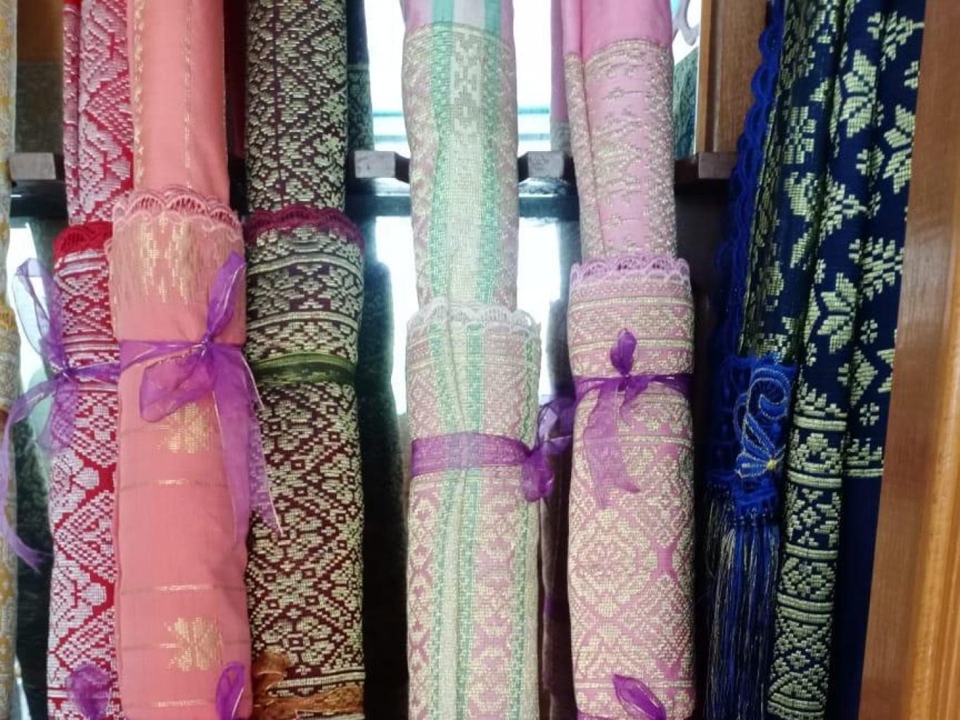 Kain Tenun Atau Songket Batu Bara