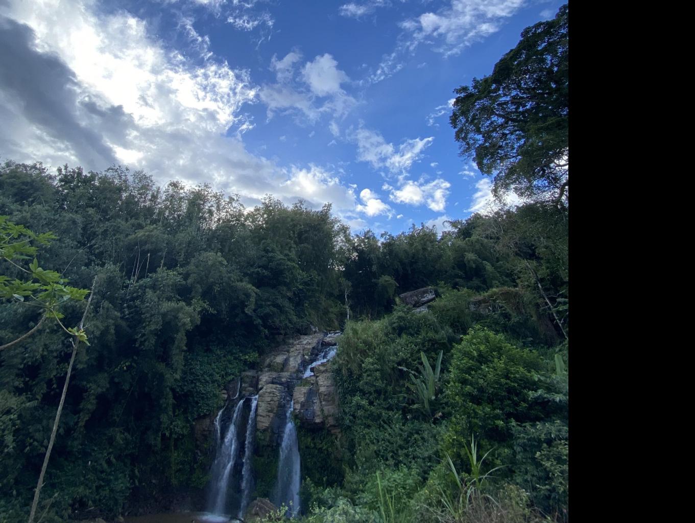 Air Terjun Garuntung