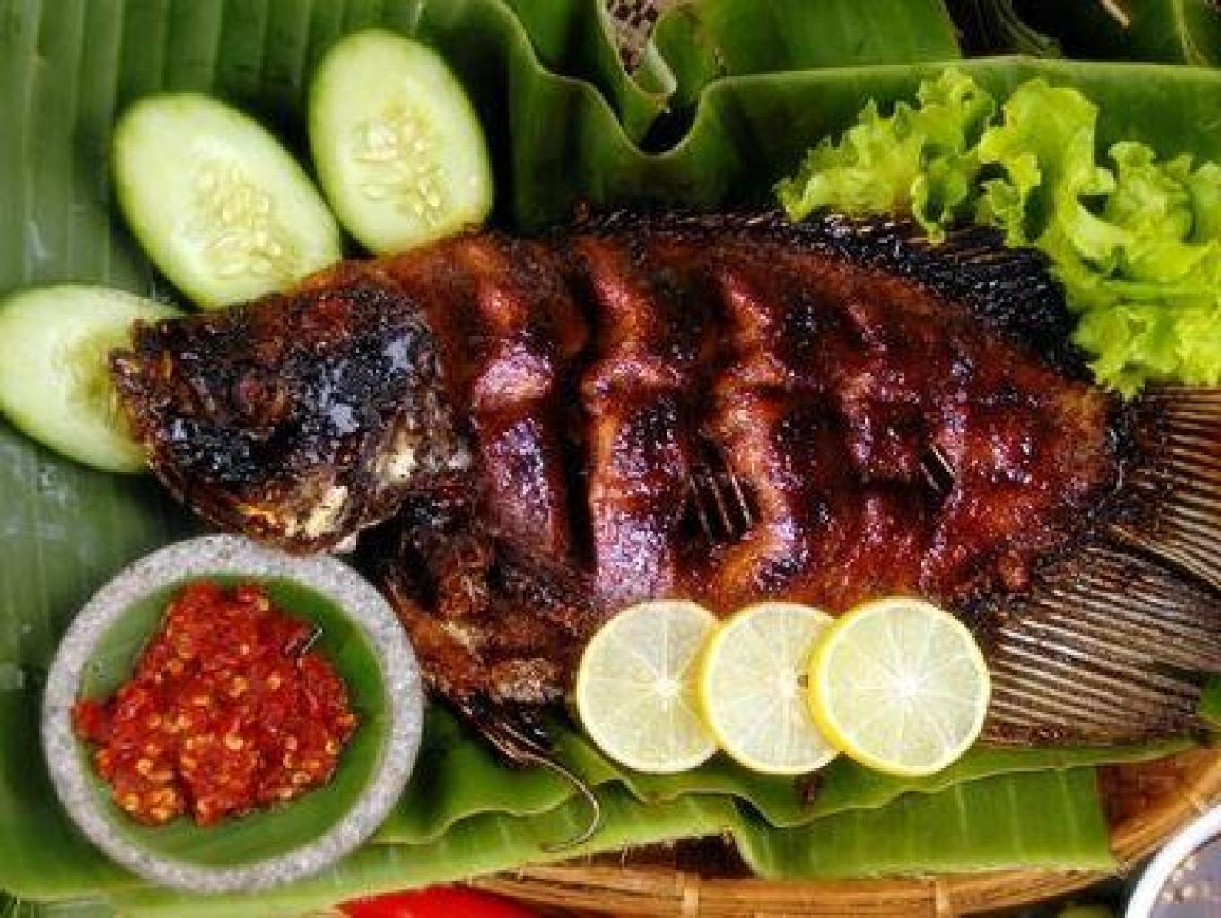 Ikan Bakar Rambang