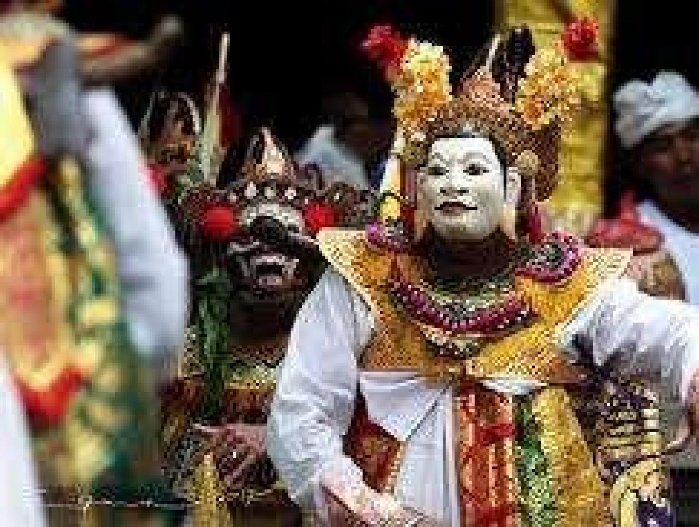 Tarian Sakral Wayang Wong