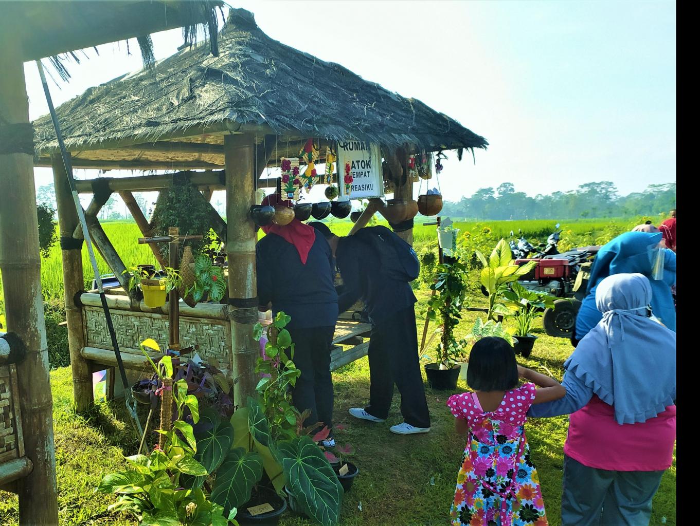 Kerajinan Batok Kelapa